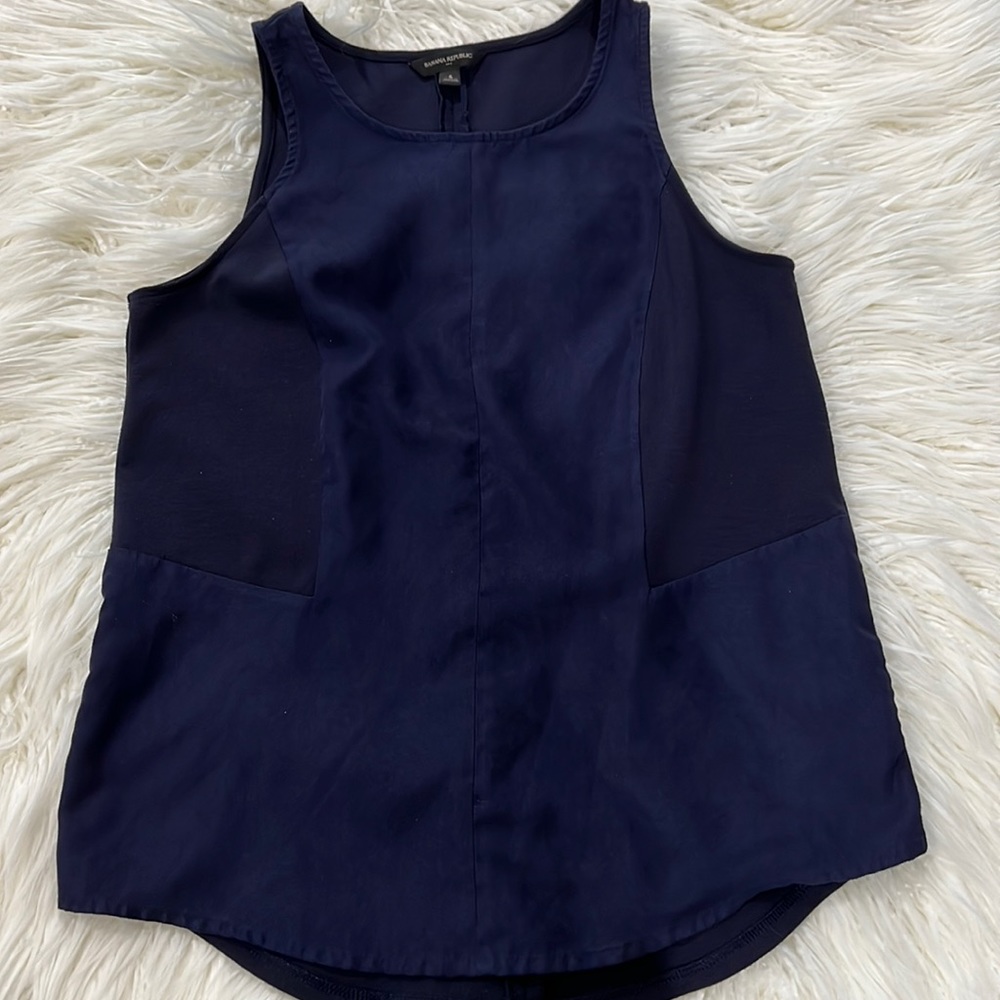 Banana Republic Sleveless Blouse Navy Blue Size S